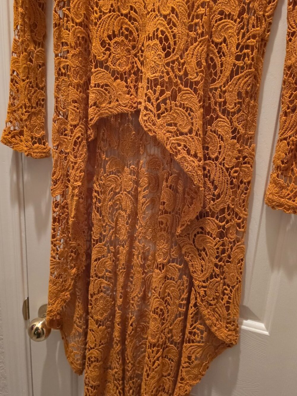 High-Low Crochet Top - Picture 3 of 7